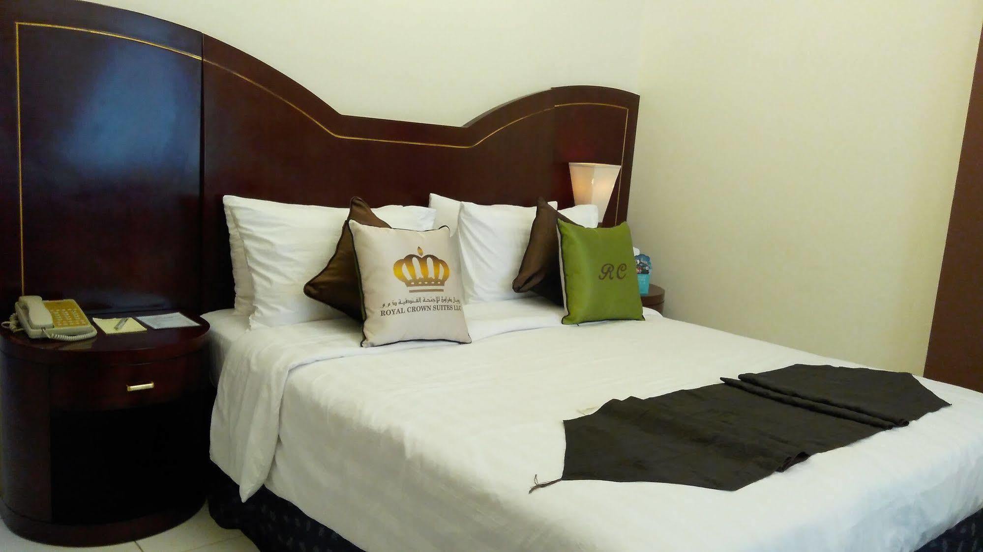 Royal Crown Suites Schardscha Exterior foto